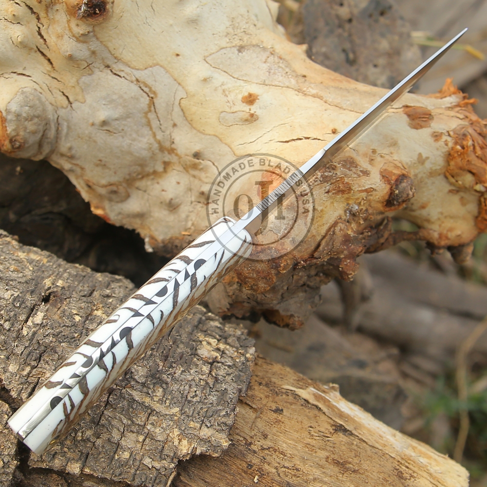 Handmade D 2 Tool Steel Hunting Knife W White Pine Cone Handle & Genuine Cowhide  Leather Sheath