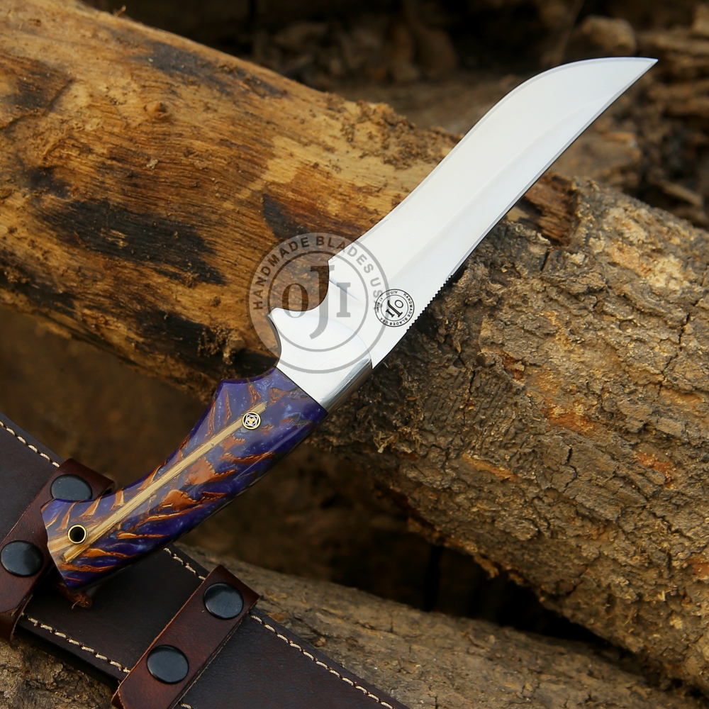 AUS 10 Steel Handmade Skinner W Steel Bolster Blue Pine Cone Handle & Genuine Cow Leather Sheath