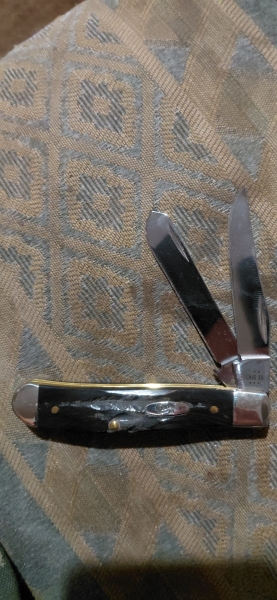 Case jigged buffalo horn mini trapper