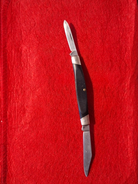 Vintage 1980's Buck 309 Two Blade Pocket Folding Knife Overall Length 7