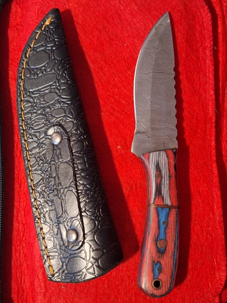 Damascus Blade Skinner Knife With Leather Sheath