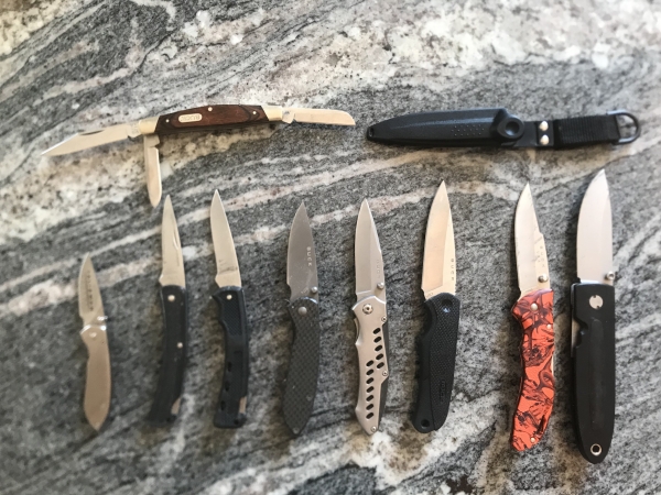 LOT OF 9 BUCK KNIVES