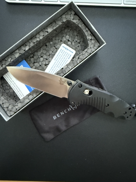 Mini-Barrage Blue Class Benchmade Assisted Open