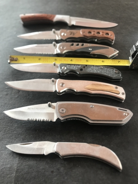 Lot of 7 Winchester Knives