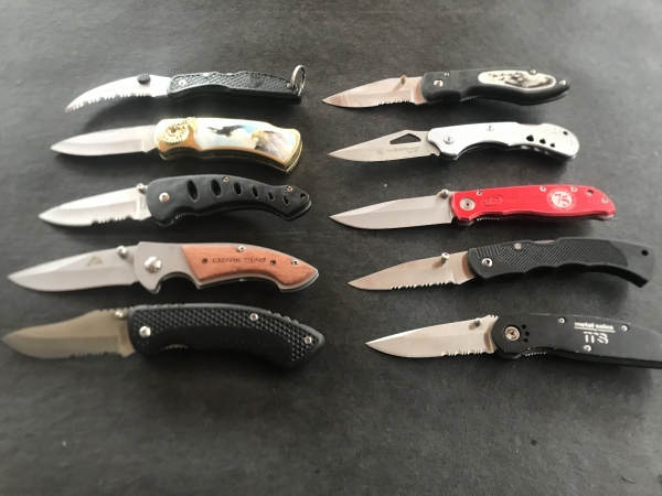 Lot of 10 Various pocketknives