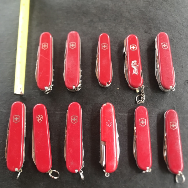 Lot of 10 + 2 free 84-91mm Swiss Army Knives / Pocket Knives from Victorinox Tinker