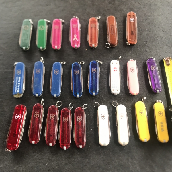 Lot of 24 58mm Swiss Army Knives / Pocket Knives from Victorinox Tinker w/ COACH collectible
