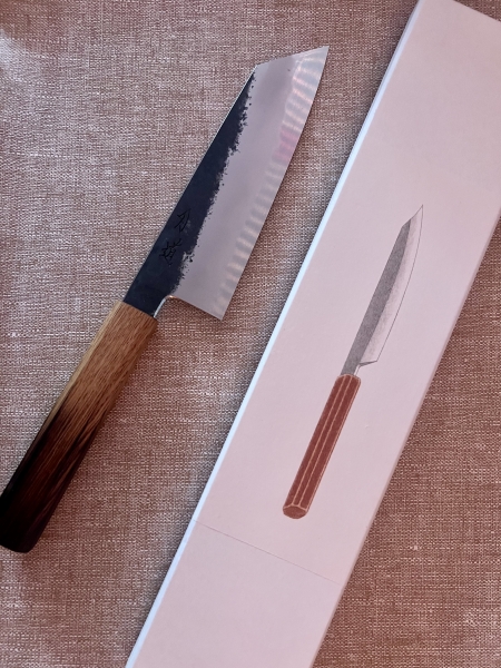 Nakagawa Yanagiba + Hado Sumi Bunka 