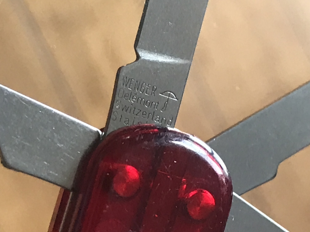 Selling Lot of 53 Victorinox and 4 Wenger Swiss Army Knives ~ 58 mm