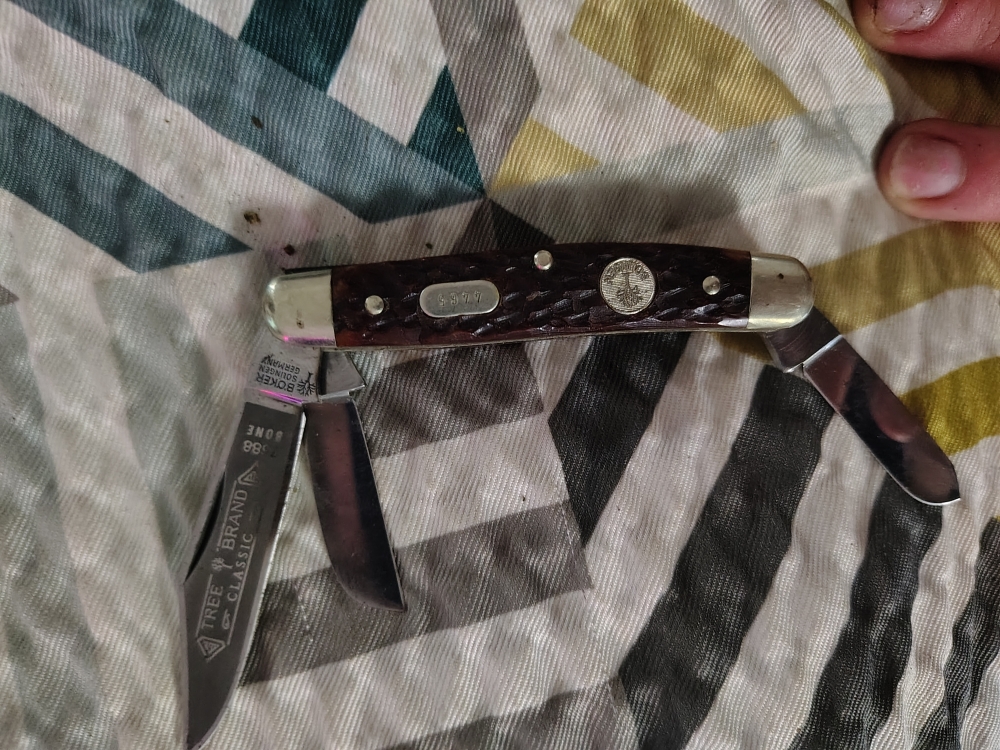 7 case pocketknives 