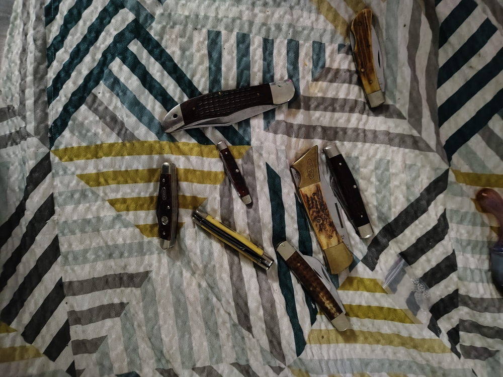 7 case pocketknives 