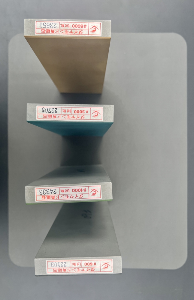 Naniwa Diamond Pro Stones – 600 / 1000 / 3000 / 6000 Grit