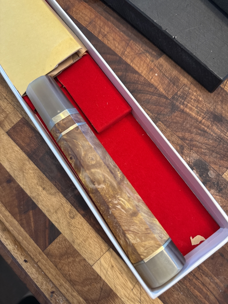 Nigara Hamono Tamahanage gyuto