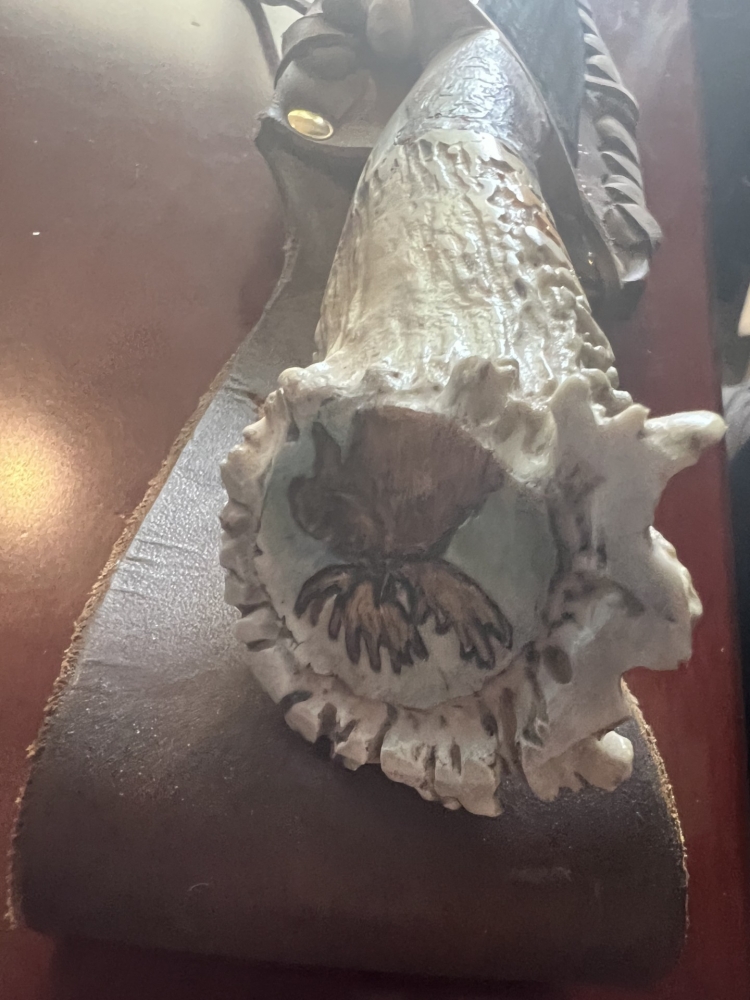 LINDA PETREE DECORATED SCRIMSHAW HUNTING KNIFE