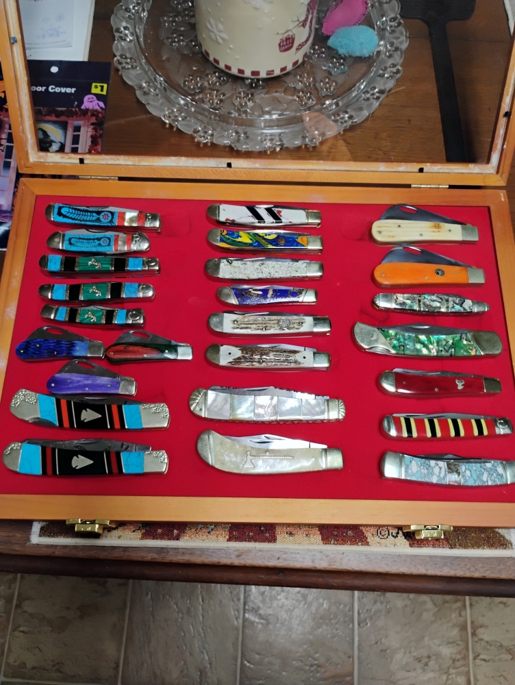 Frost bought cutlery 