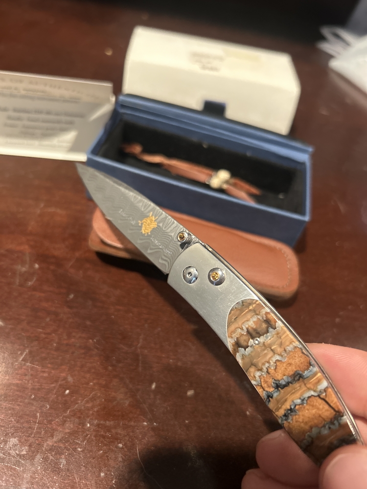 William Henry B05 Safari limited edition