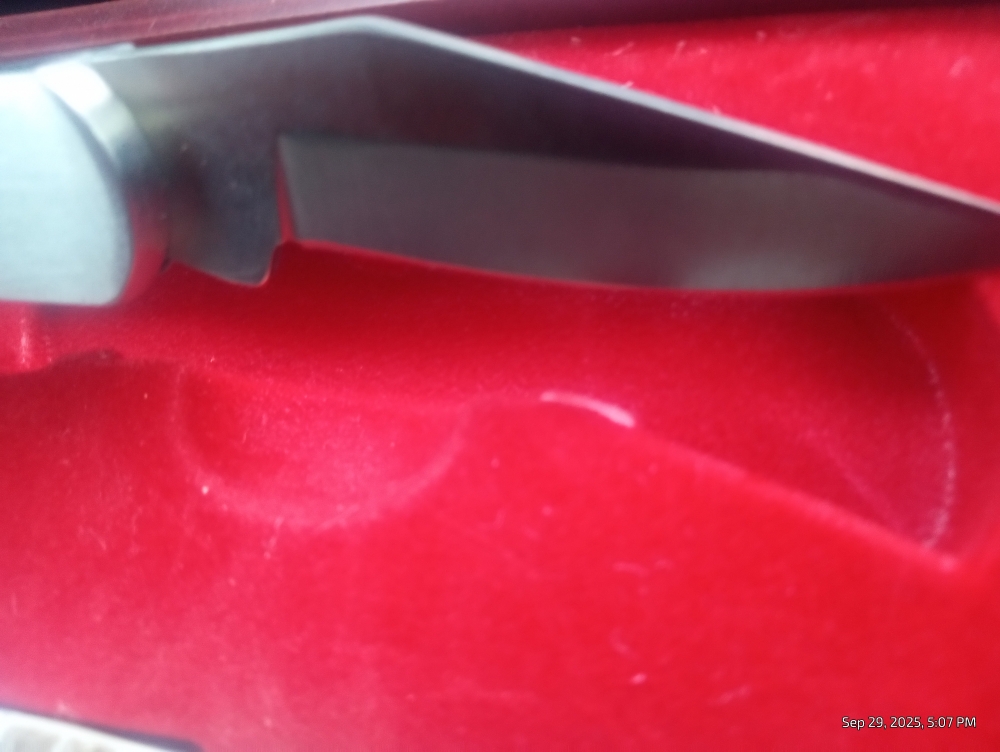 Set of three Limited edition 2007 Winchester lock blade knives