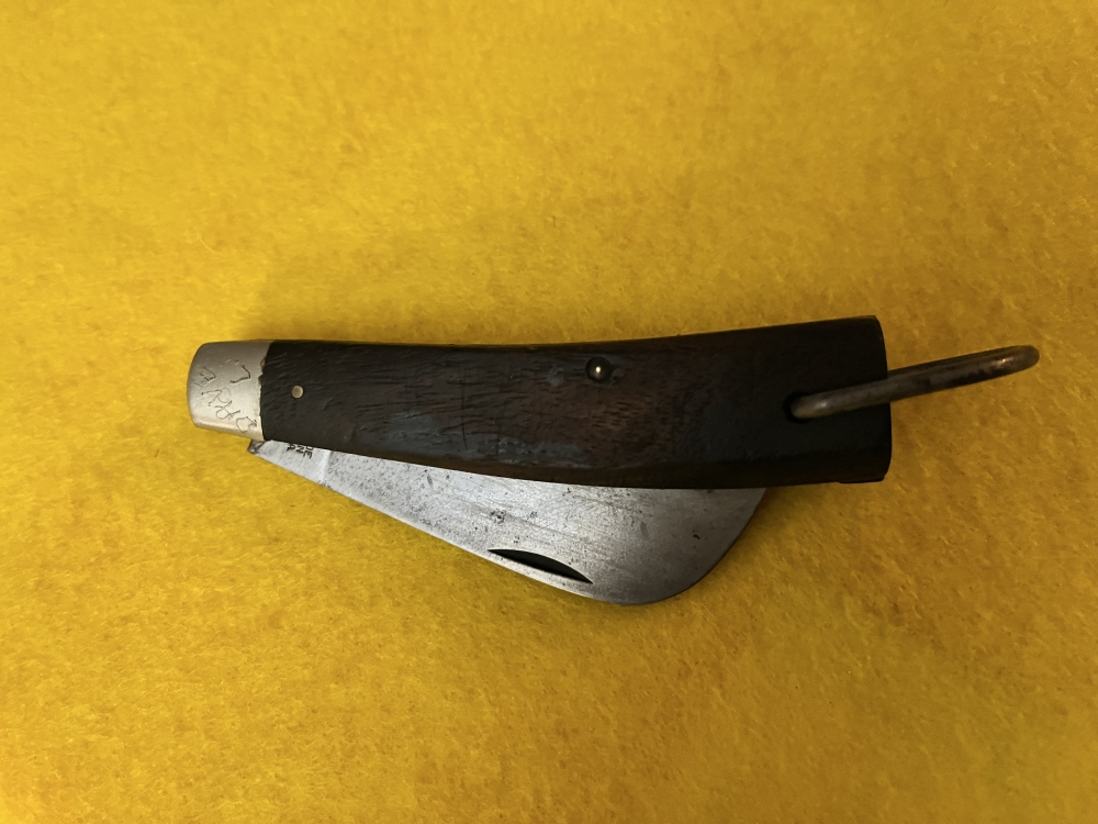 VINTAGE WOOD HANDLE SCHRADE WALDEN #136 HAWKBILL FOLDING KNIFE MADE IN NY USA