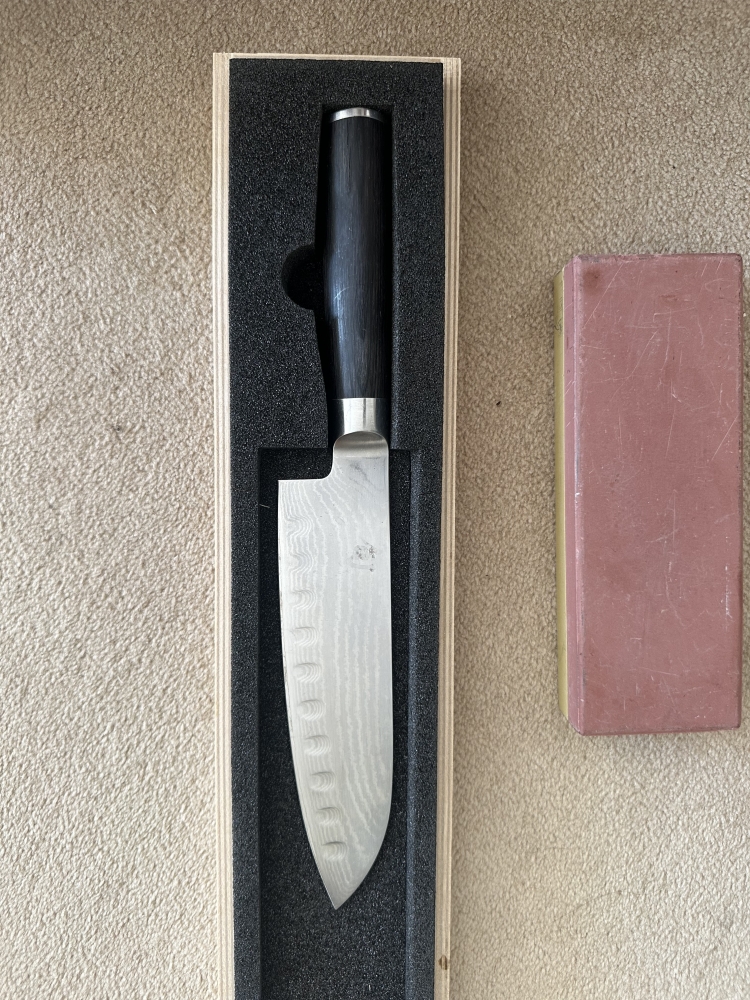 Kai Shun Classic Scalloped Santoku Knife / 18cm