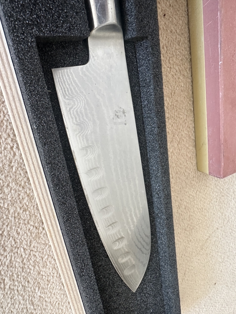 Kai Shun Classic Scalloped Santoku Knife / 18cm
