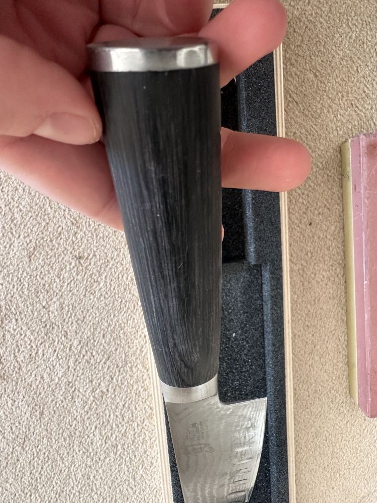 Kai Shun Classic Scalloped Santoku Knife / 18cm