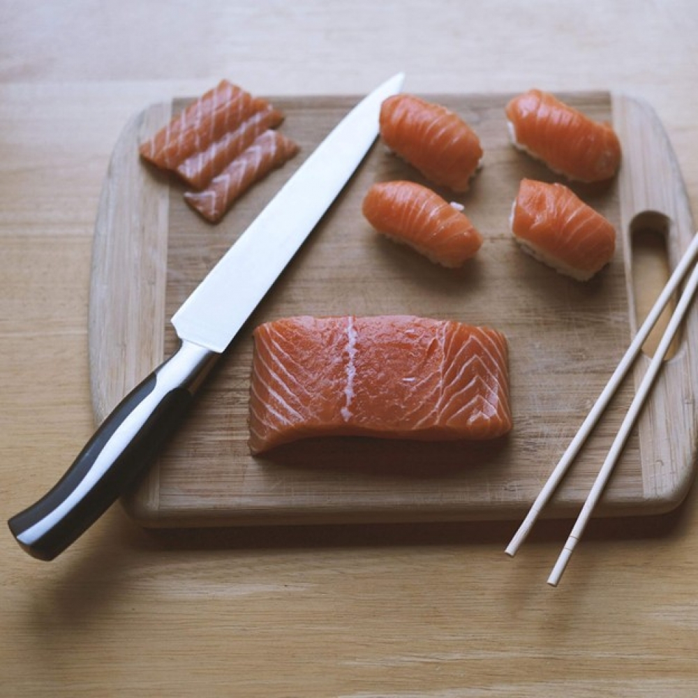 7 inch stainless steel Knife with sheath, Full tang construction