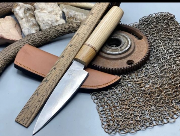Cuchillo artesanal 