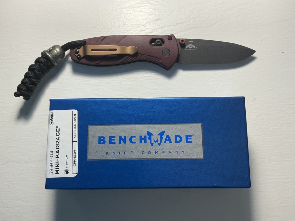 BNIB Benchmade Mini-Barrage 585BK-04