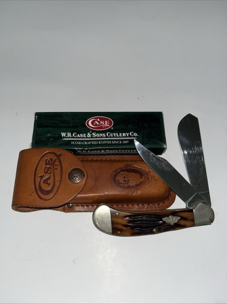 2008 CASE  7944 62100 SS AMBER BONE WORM GROOVE LARGE SADDLEHORN