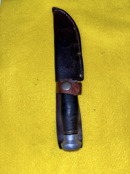 RARE VINTAGE CATTARAUGUS FIXED BLADE KNIFE W/ SHEATH. MADE IN USA!