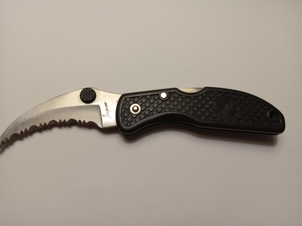 Jaguar Folding Lockback Knife