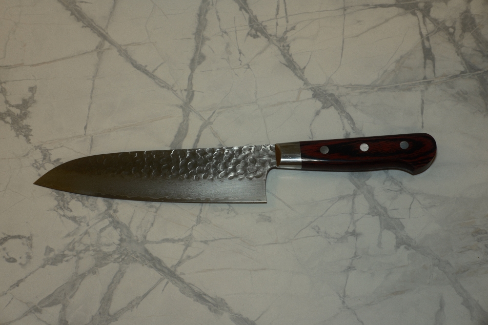 Sakai Takayuki Damascus Hammered VG-10 Gyuto 210mm