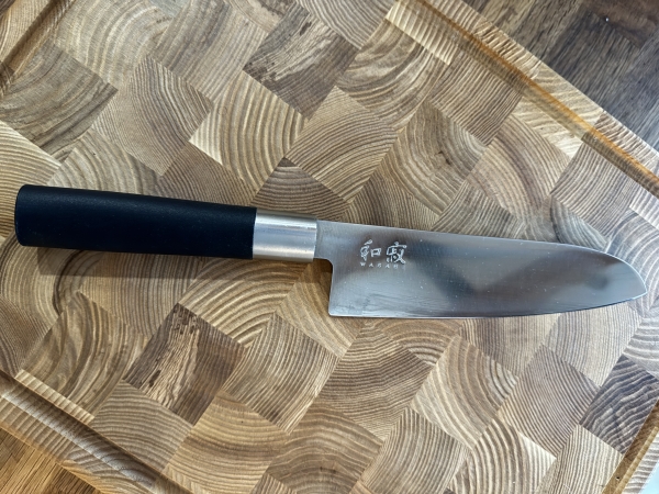 Kai Wasabi Black Santoku