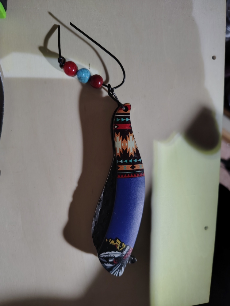 Indian head folding knife