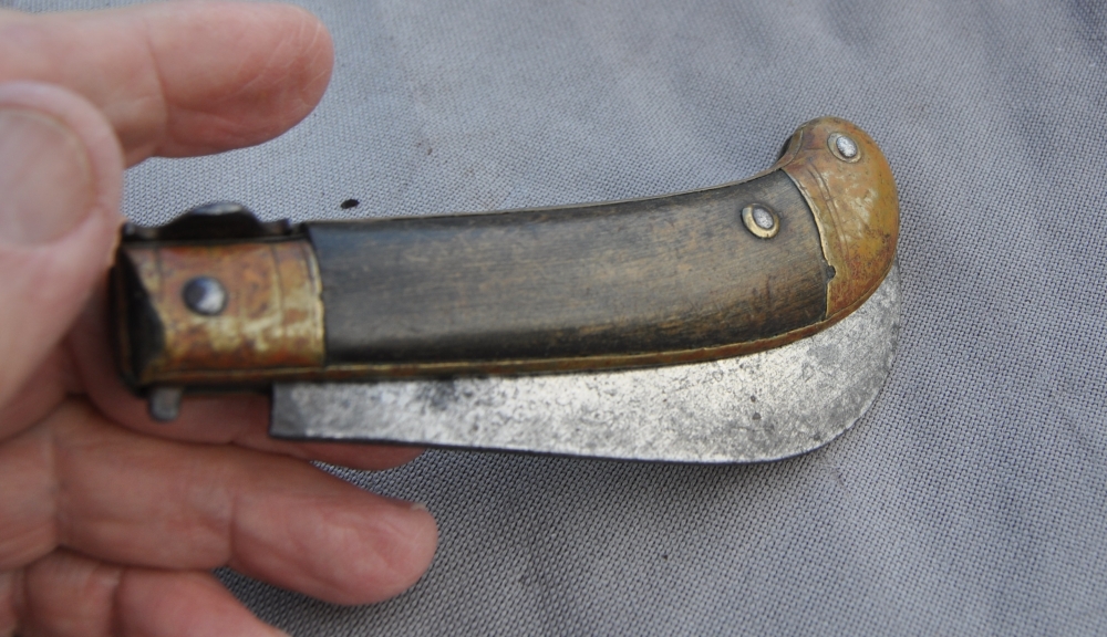 Antique 18th Century Italian Or French Clasp Folder 12cms Closed Horn And Brass Pick Lock Tapered Tang Touch Mark CD or GD