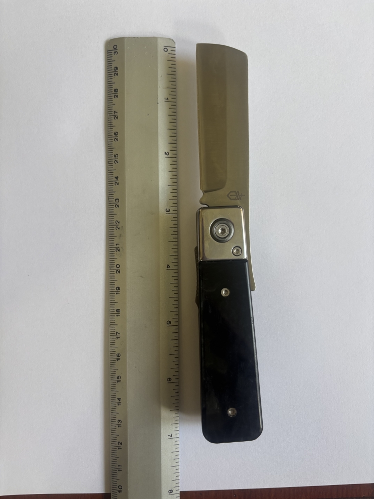 Gerber Quadrant 4660521A – Satin Wharncliffe Blade / Marbled Handle (Excellent Condition)