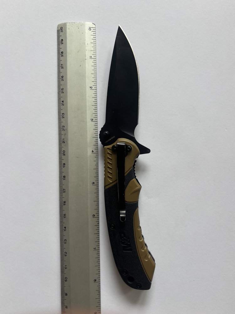 Smith & Wesson M&P M2.0 Folding Knife – 1085908-0122, Manual Thumb Stud Open, Black Clip