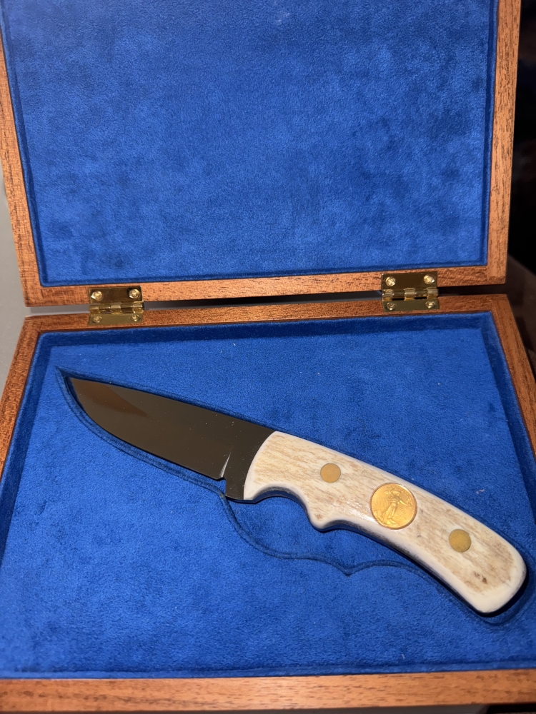 Handmade Full-Tang Knife – 440 Stainless Steel Blade, Deer Antler Handle with Dual 1/10 oz Gold Coins – Collector Display Piece with Box