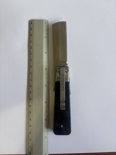 Gerber Quadrant 4660521A – Satin Wharncliffe Blade / Marbled Handle (Excellent Condition)