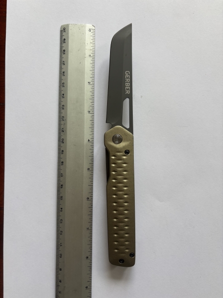 Gerber Quadrant Folding Knife – Olive Aluminum Handle, Satin Sheepsfoot Blade, Frame Lock