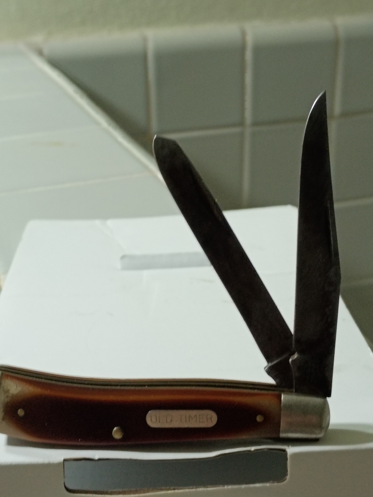 Old timer scharde made us trapper knife 