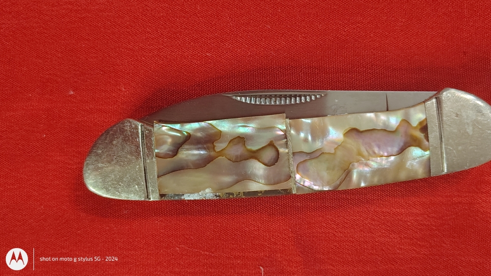 Remington Collector’s Series Folding Knife – Abalone Inlay, Dual Blade, Unused  