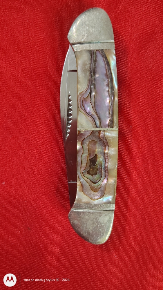 Remington Collector’s Series Folding Knife – Abalone Inlay, Dual Blade, Unused  