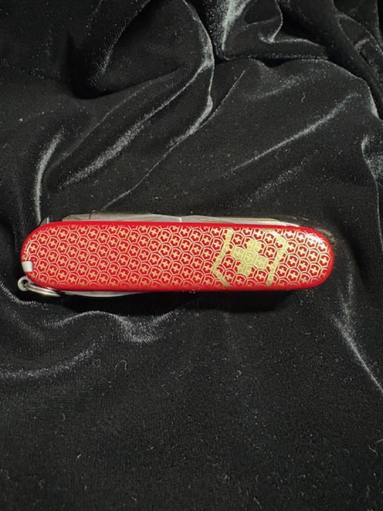 Victorinox Swiss Army Cybertool 34 Multi-Tool 3-1/2\" Closed 125th Anniversary Collection Gift Box