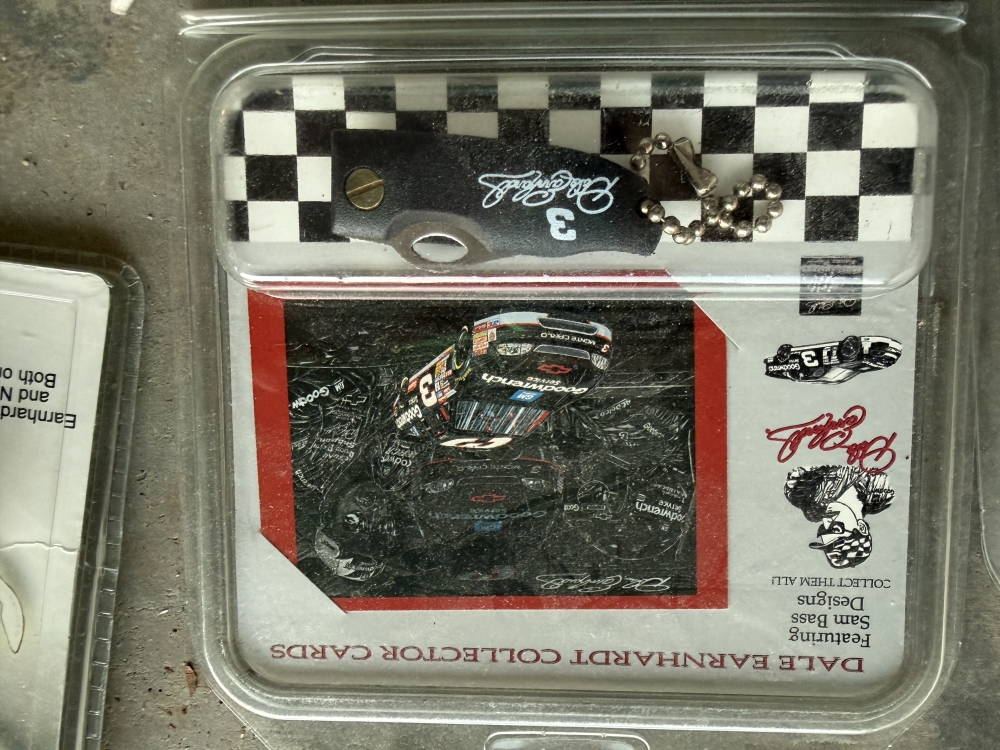 Set of 6 Dale Earnhardt Collectible Knives - NEW IN PACKAGES