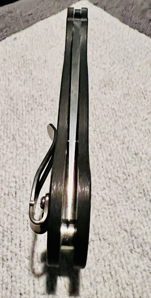 Spyderco military 2 carbon fiber s90v sprint run