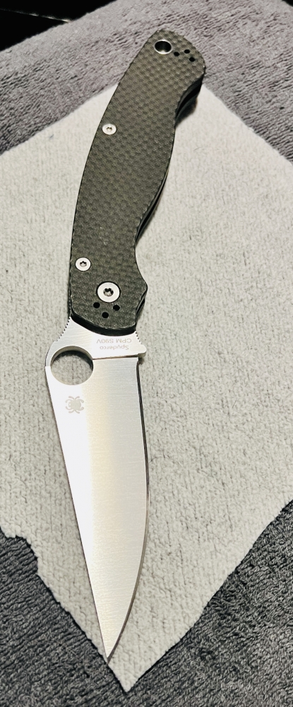 Spyderco military 2 carbon fiber s90v sprint run