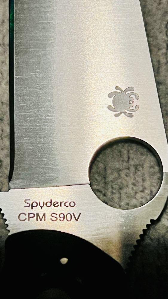 Spyderco military 2 carbon fiber s90v sprint run