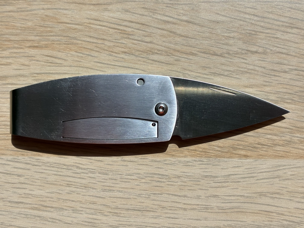 Mcusta MC-82 Kamon Kikyo Crest Money Clip Folding Knife