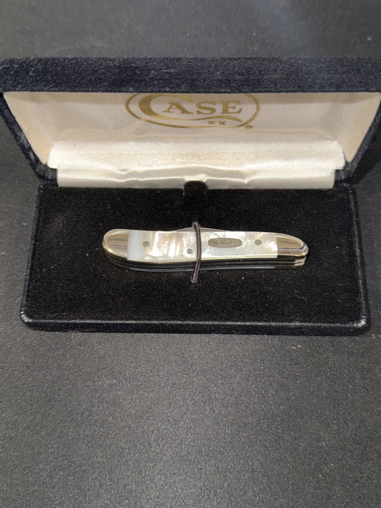 Case XX Peanut Multi-Tool Knife Mother of Pearl 8220 SS Scissors w/ Box USA